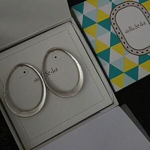 Stella & Dot Earrings (new) GEORGIA HOOPS SILVER (E419S)